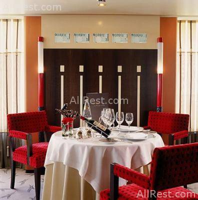 Hotel Martinez 24